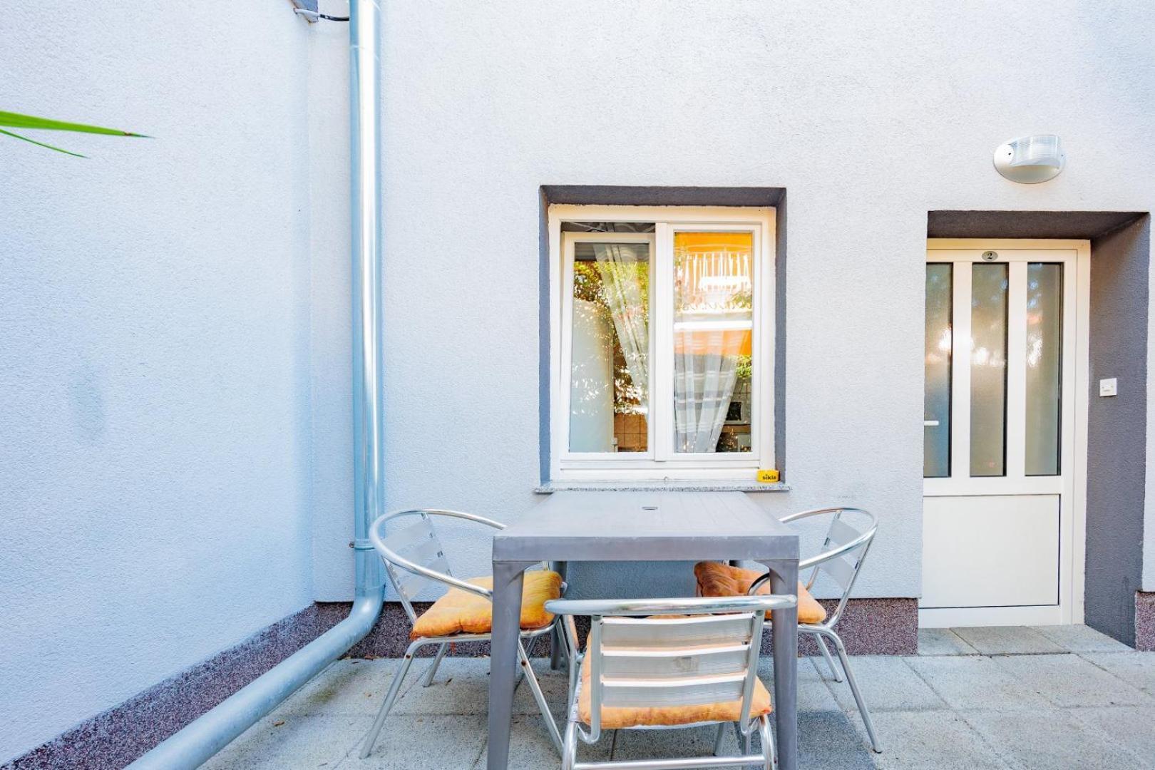 Crowonder Lucky Holiday House With Pool And Patio 30 Meters From The Beach Zadar Ngoại thất bức ảnh