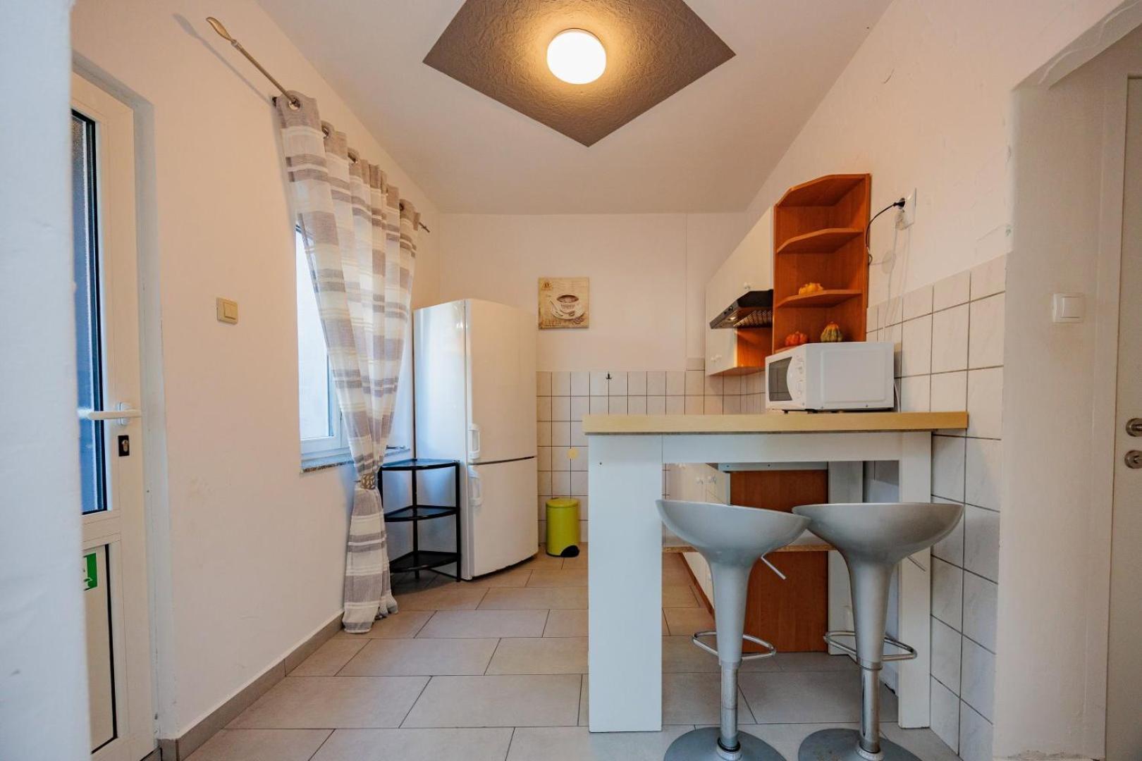 Crowonder Lucky Holiday House With Pool And Patio 30 Meters From The Beach Zadar Ngoại thất bức ảnh