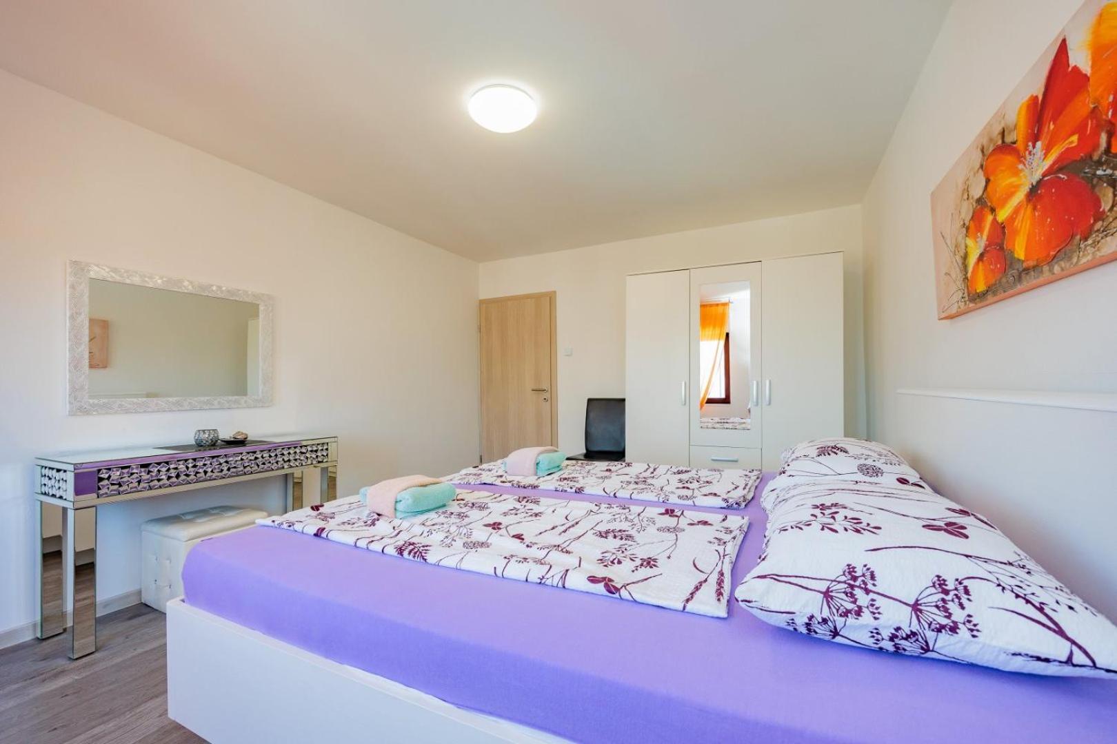 Crowonder Lucky Holiday House With Pool And Patio 30 Meters From The Beach Zadar Ngoại thất bức ảnh