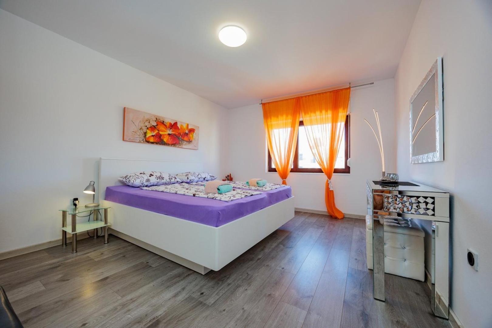 Crowonder Lucky Holiday House With Pool And Patio 30 Meters From The Beach Zadar Ngoại thất bức ảnh