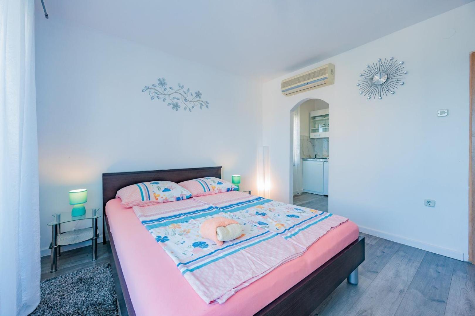 Crowonder Lucky Holiday House With Pool And Patio 30 Meters From The Beach Zadar Ngoại thất bức ảnh